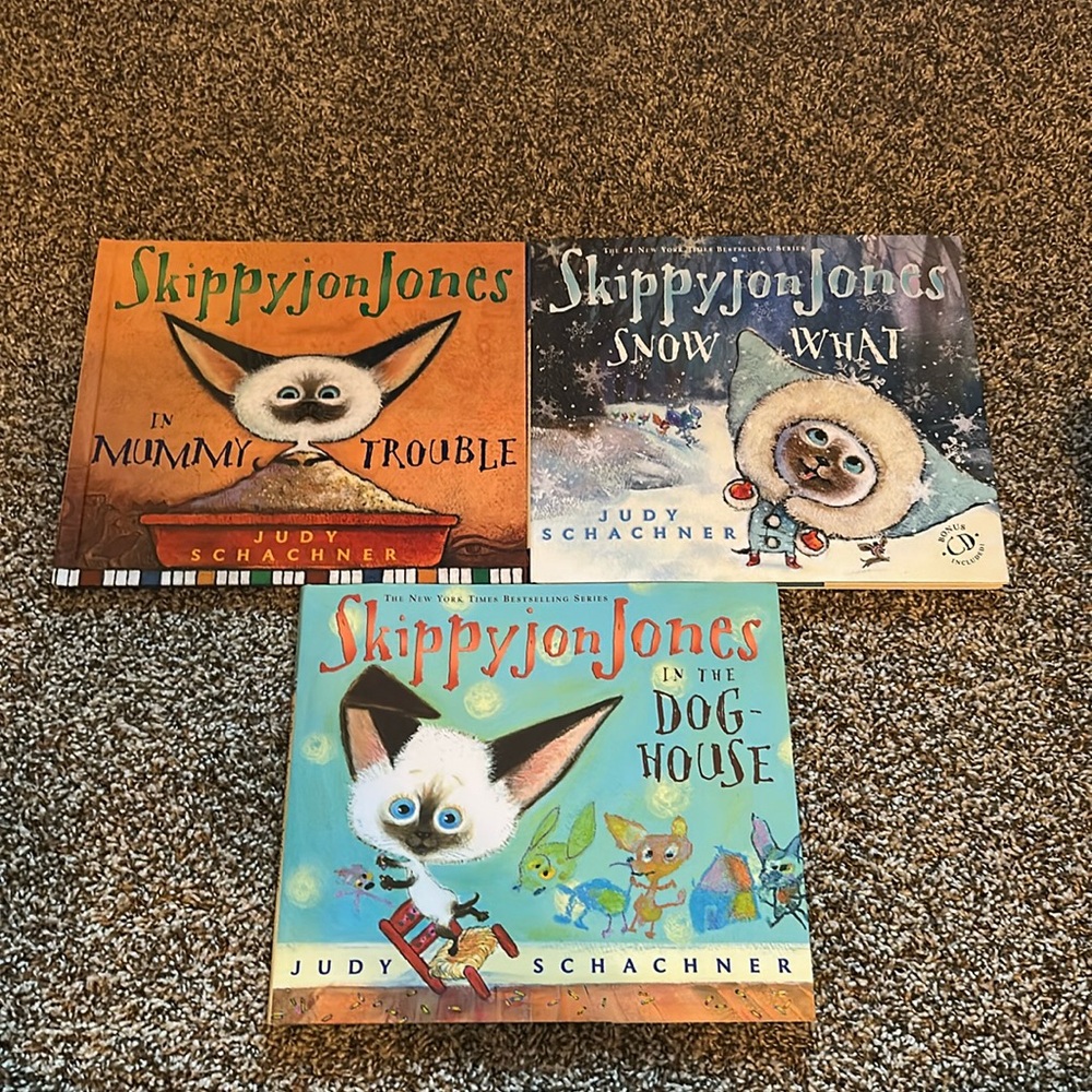 Skippyjon Jones set of 3 books. 1 includes audio CD